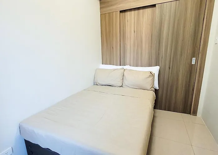 An-dy's Point, Field Residences Manila
